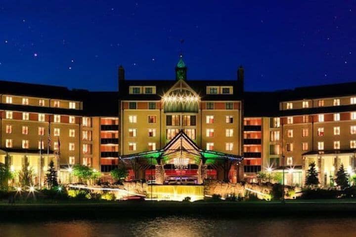 Hotel 76 of 76